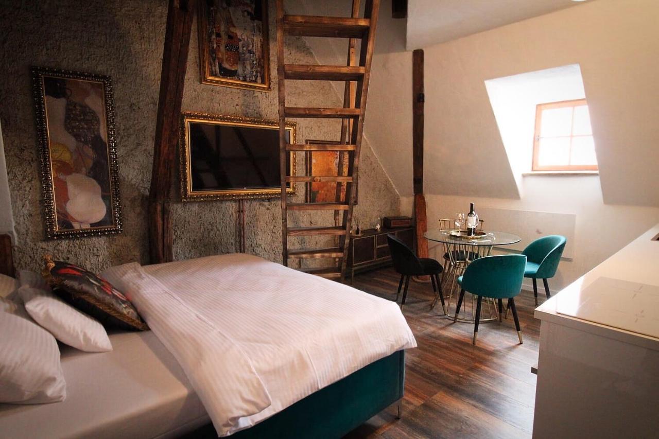 Madam S Boa Apartment Banska Stiavnica Luaran gambar