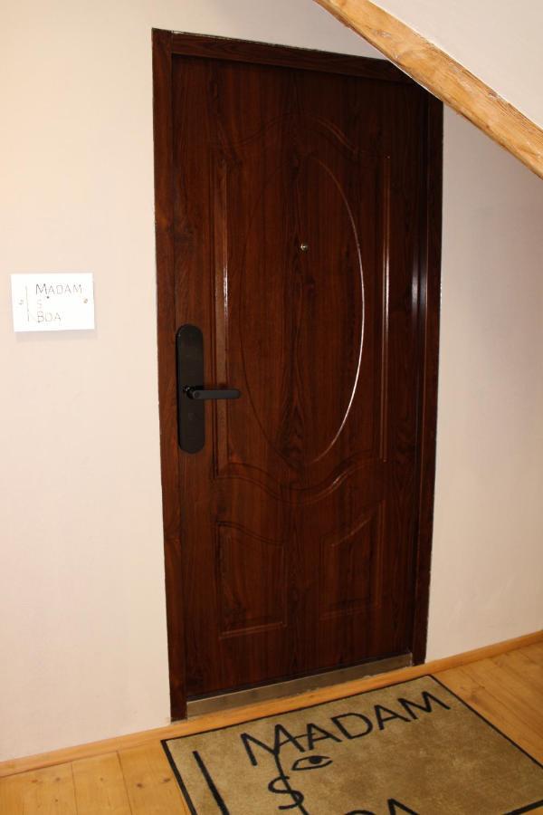 Madam S Boa Apartment Banska Stiavnica Luaran gambar